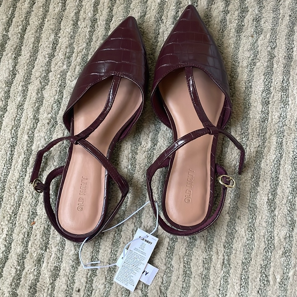 Old Navy Crocodile Print Mule Sandals